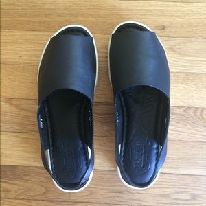 Born black leather sling back sandals